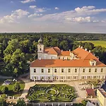 Maxmilian Lifestyle 4* Loucen
