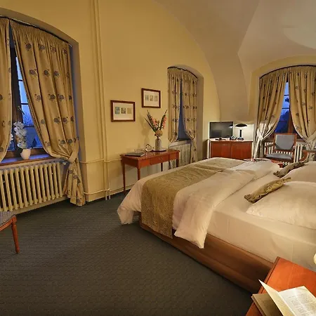 Maxmilian Lifestyle 4* Loučeň