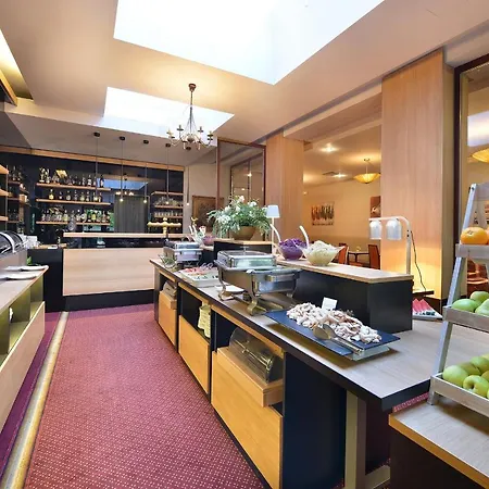 Hotel Maxmilian Lifestyle