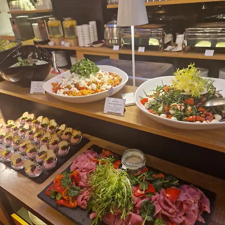 Maxmilian Lifestyle Hotel