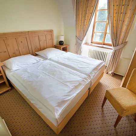 Hotel Maxmilian Lifestyle 4*