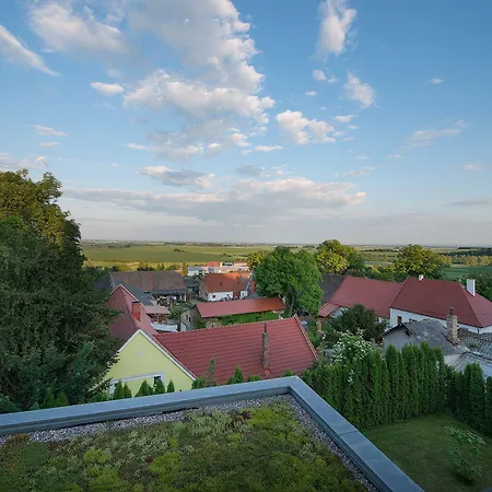 Hotel Maxmilian Lifestyle Loučeň