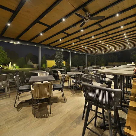 Maxmilian Lifestyle Hotel Loucen