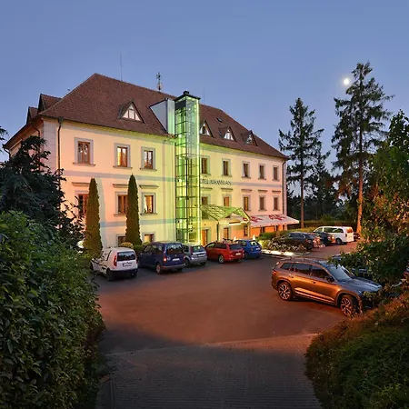 Maxmilian Lifestyle Hotel Loučeň