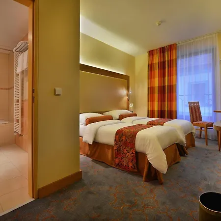 Hotel Maxmilian Lifestyle 4*