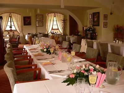Hotel Maxmilian Lifestyle Loucen