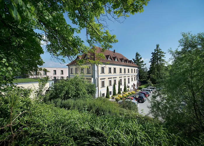 Hotel Maxmilian Lifestyle Loučeň