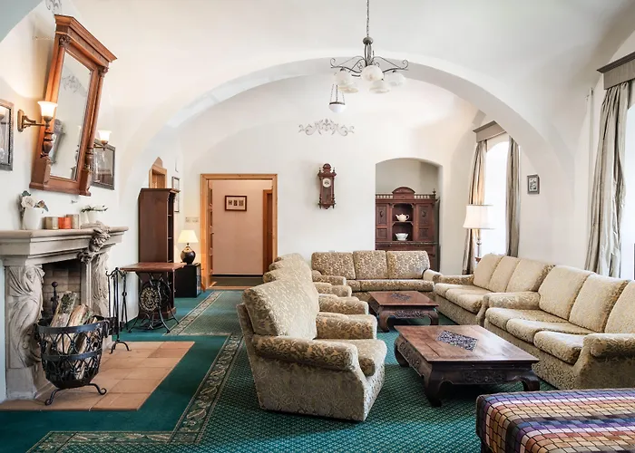 Maxmilian Lifestyle 4* Loucen